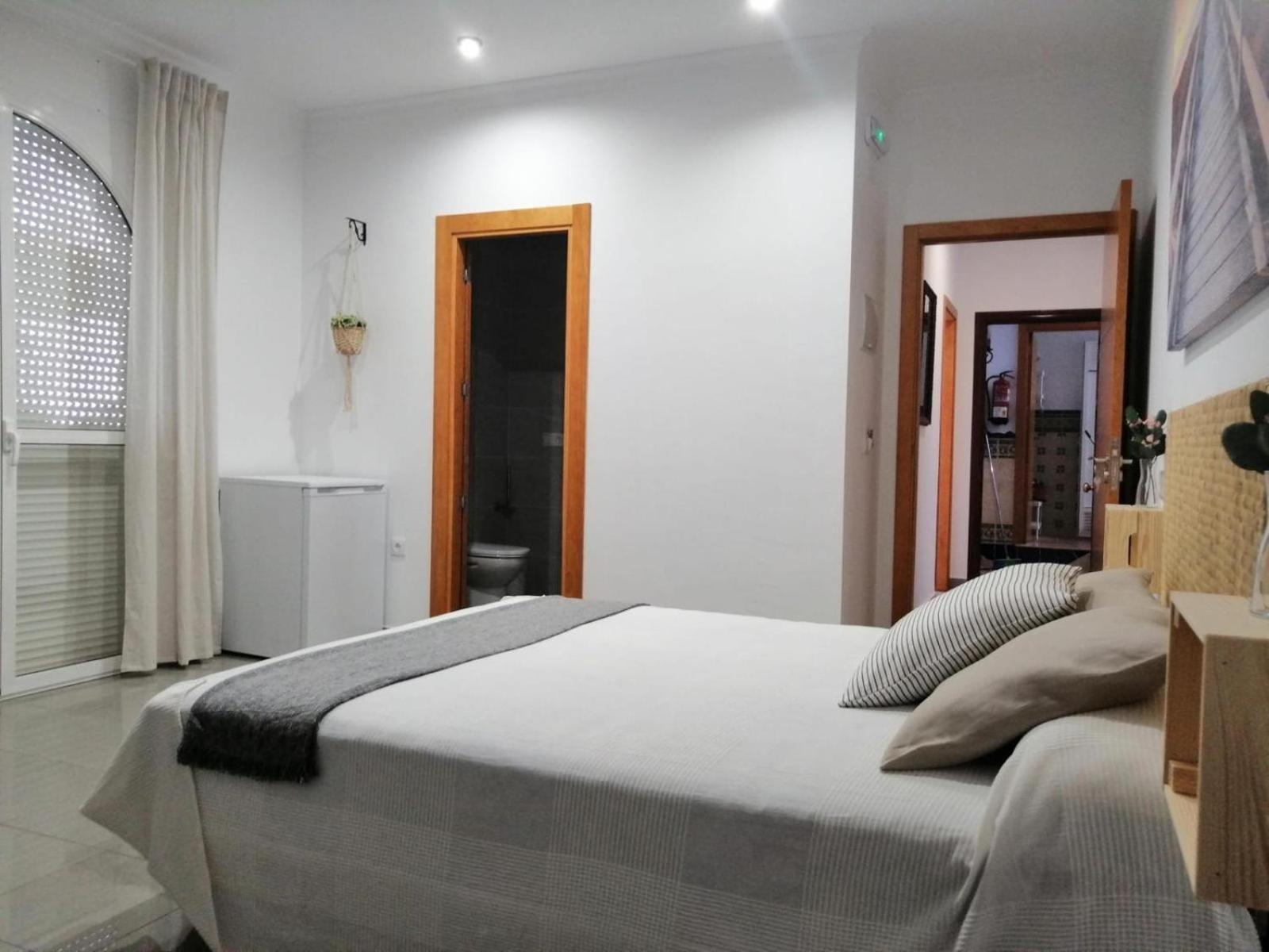 Hostal La Tarayuela バルバテ エクステリア 写真