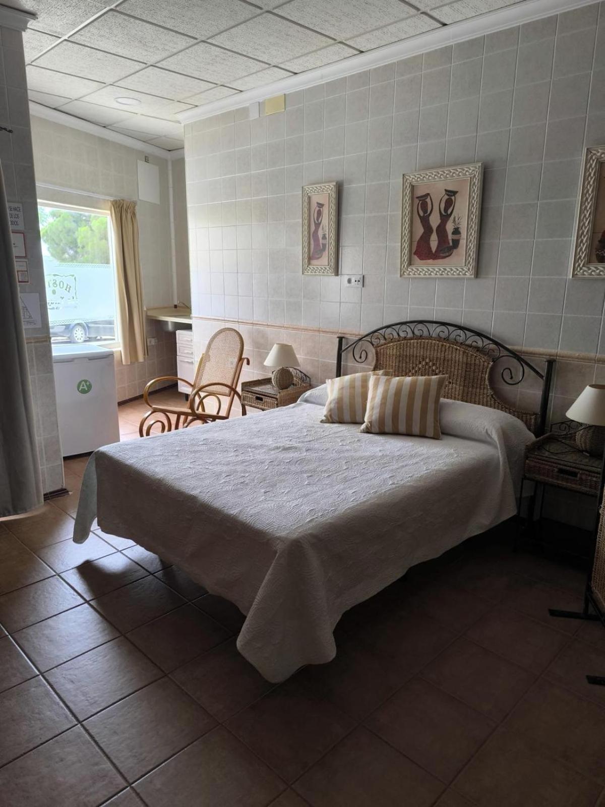 Hostal La Tarayuela バルバテ エクステリア 写真